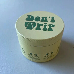 NWT Urban Outfitters Don’t Trip Leaf Grinder